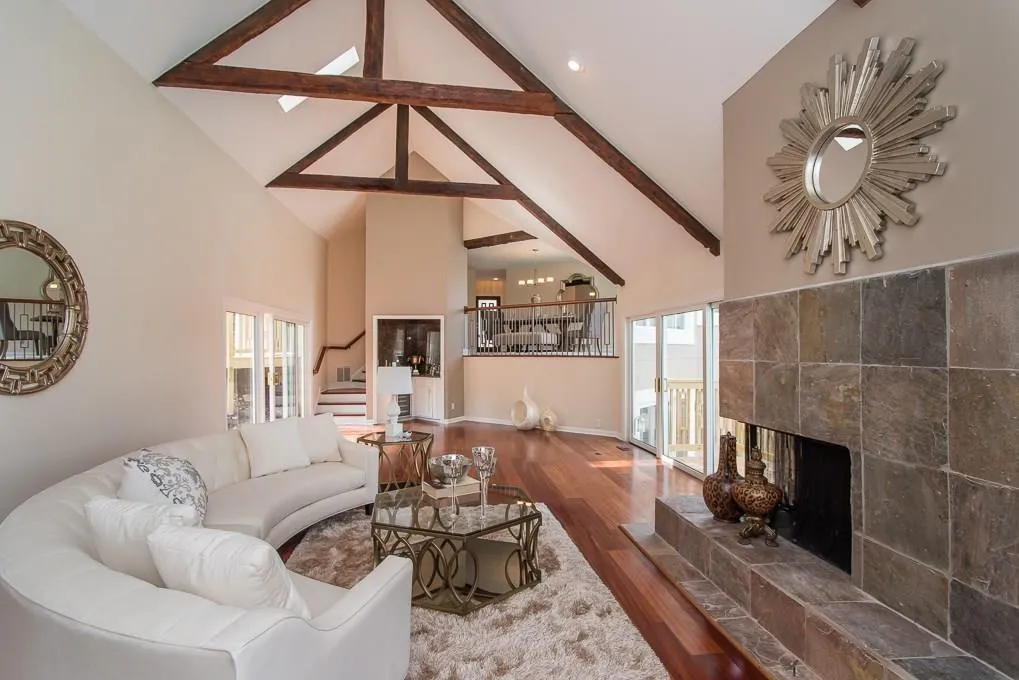 150 River North Circle, Sandy Springs, Georgia 30328, 4 Bedrooms Bedrooms, ,3 BathroomsBathrooms,Residential,Sold,150 River North Circle,5658671