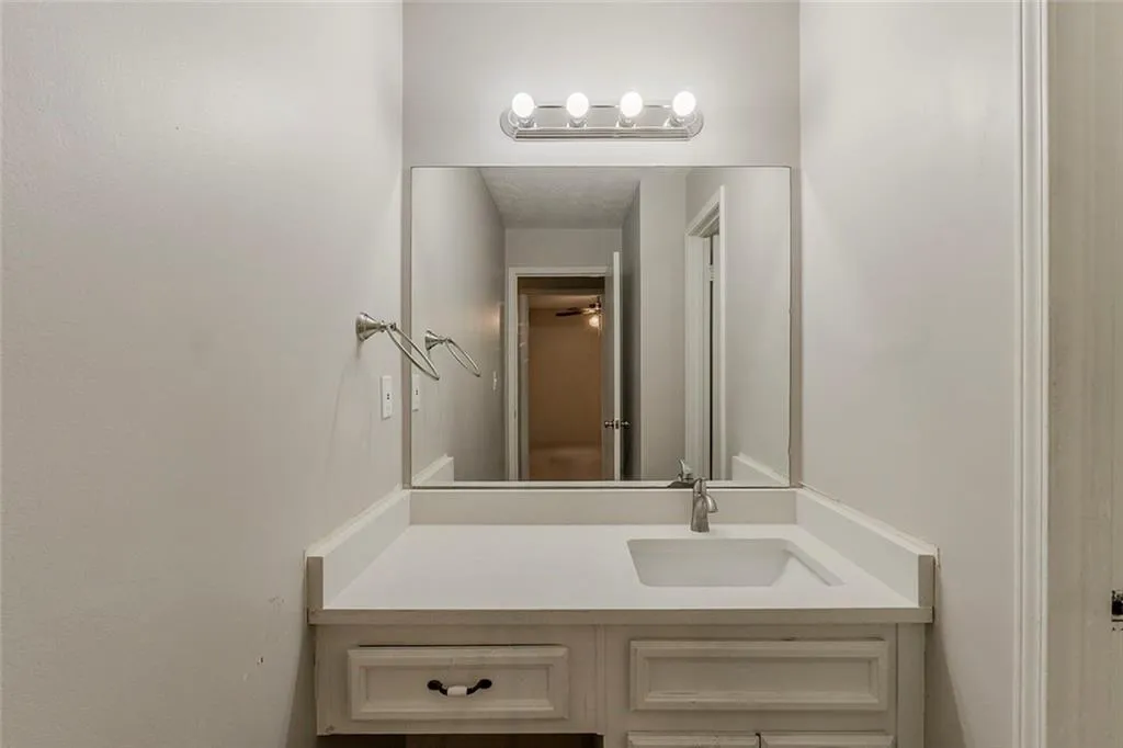 104 Natchez Trace, Atlanta, Georgia 30350, 2 Bedrooms Bedrooms, ,2 BathroomsBathrooms,Residential,For Sale,104 Natchez Trace,7553789