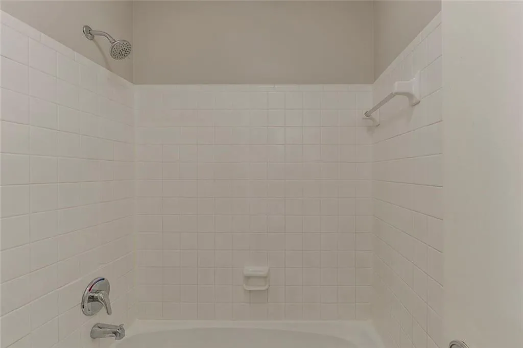 104 Natchez Trace, Atlanta, Georgia 30350, 2 Bedrooms Bedrooms, ,2 BathroomsBathrooms,Residential,For Sale,104 Natchez Trace,7553789