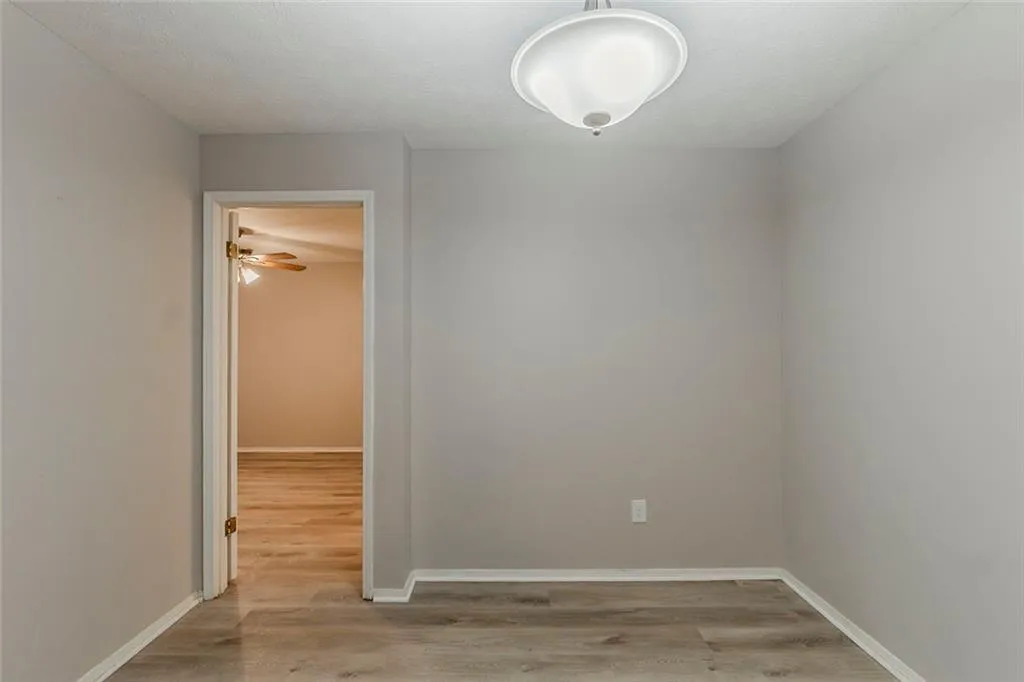 104 Natchez Trace, Atlanta, Georgia 30350, 2 Bedrooms Bedrooms, ,2 BathroomsBathrooms,Residential,For Sale,104 Natchez Trace,7553789