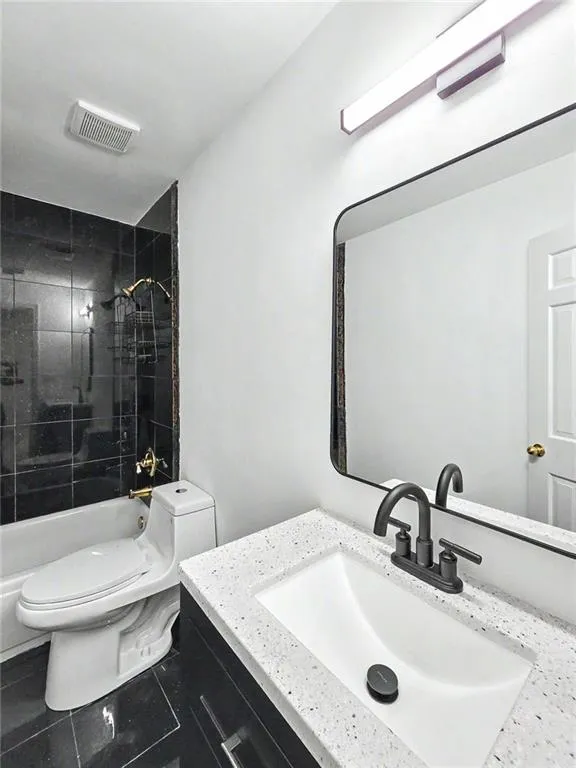 270 Winding River Road Unit H, Atlanta, Georgia 30350, 3 Bedrooms Bedrooms, ,2 BathroomsBathrooms,Residential,For Sale,270 Winding River Road Unit H,7753900