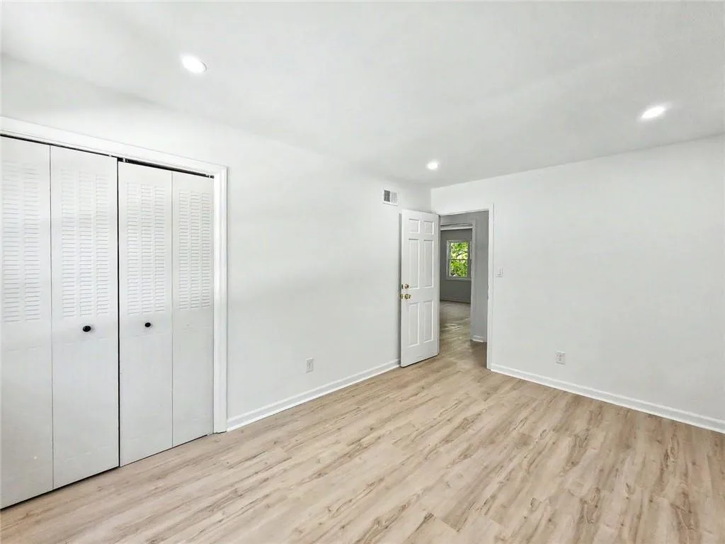 270 Winding River Road Unit H, Atlanta, Georgia 30350, 3 Bedrooms Bedrooms, ,2 BathroomsBathrooms,Residential,For Sale,270 Winding River Road Unit H,7753900