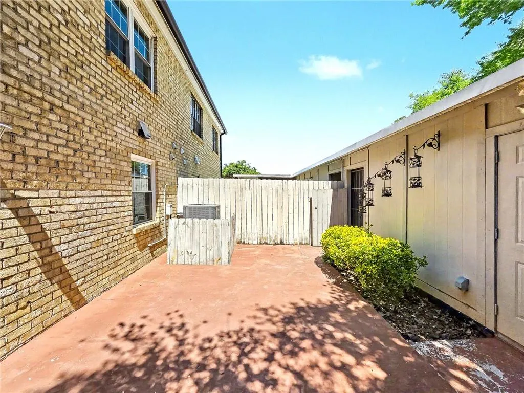 270 Winding River Road Unit H, Atlanta, Georgia 30350, 3 Bedrooms Bedrooms, ,2 BathroomsBathrooms,Residential,For Sale,270 Winding River Road Unit H,7753900