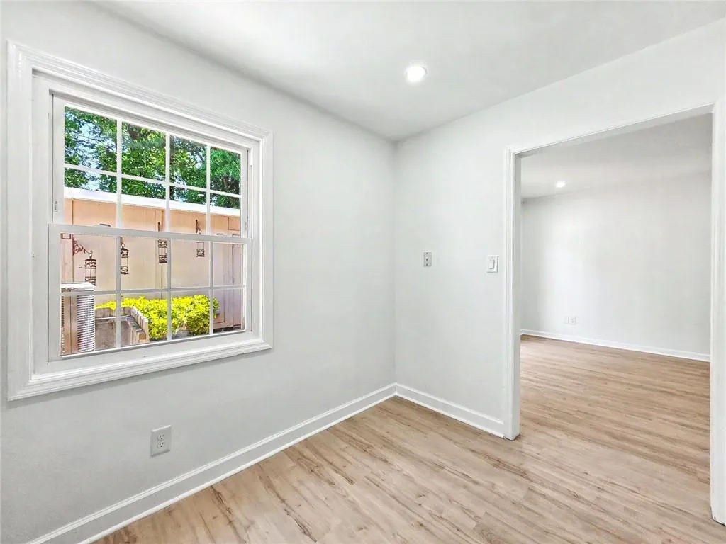 270 Winding River Road Unit H, Atlanta, Georgia 30350, 3 Bedrooms Bedrooms, ,2 BathroomsBathrooms,Residential,For Sale,270 Winding River Road Unit H,7753900