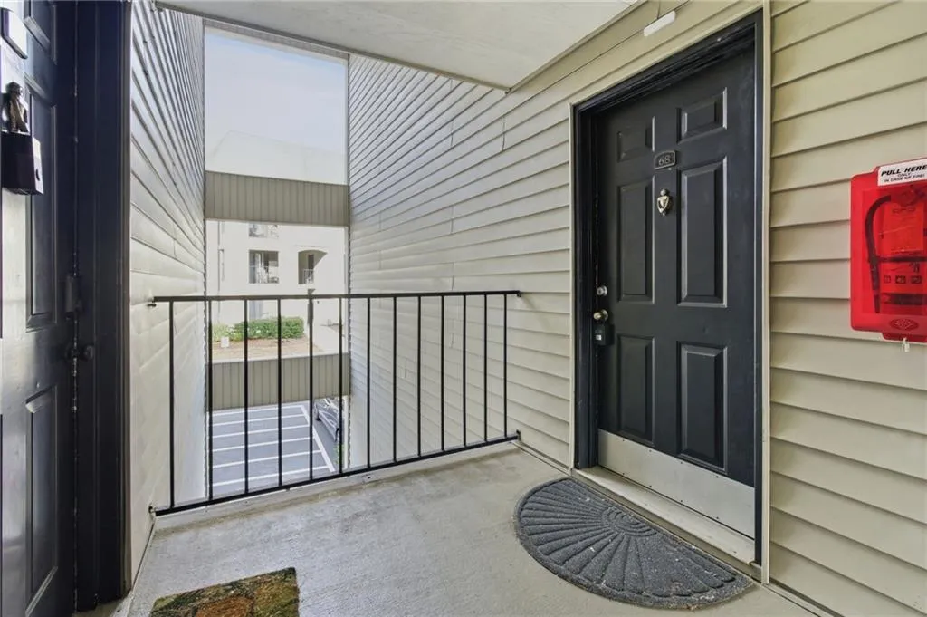 2657 Lenox Road Ne Unit 68, Atlanta, Georgia 30324, 1 Bedroom Bedrooms, 0 ,1 BathroomBathrooms,Residential,For Sale,2657 Lenox Road Ne Unit 68,7721932