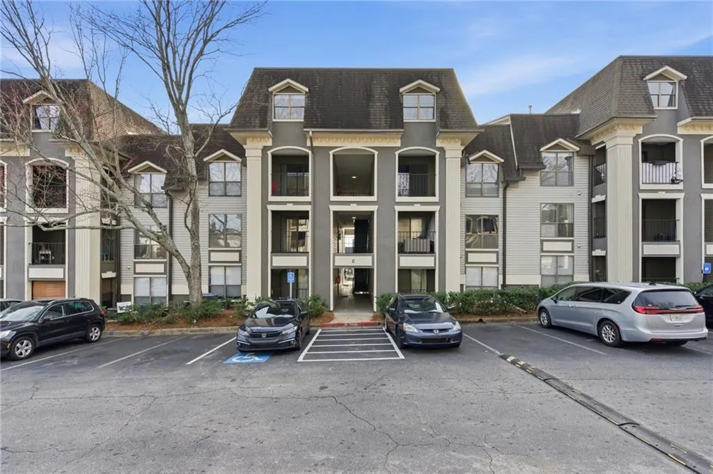 2657 Lenox Road Ne Unit 68, Atlanta, Georgia 30324, 1 Bedroom Bedrooms, 0 ,1 BathroomBathrooms,Residential,For Sale,2657 Lenox Road Ne Unit 68,7721932