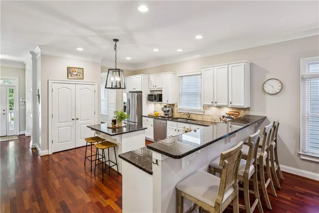 2273 Paul Avenue Nw, Atlanta, Georgia 30318, 3 Bedrooms Bedrooms, ,2 BathroomsBathrooms,Residential,For Sale,2273 Paul Avenue Nw,7666729