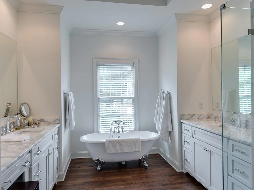 78 W Belle Isle Road, Sandy Springs, Georgia 30342, 5 Bedrooms Bedrooms, ,5 BathroomsBathrooms,Residential,Sold,78 W Belle Isle Road,6602788