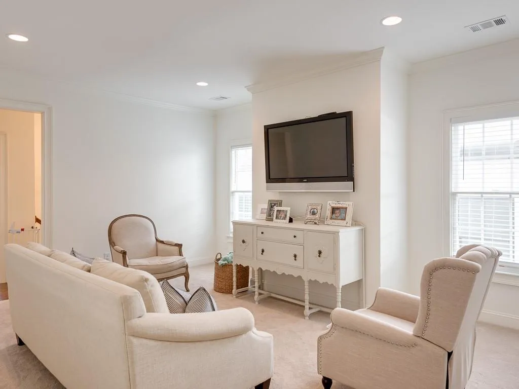 78 W Belle Isle Road, Sandy Springs, Georgia 30342, 5 Bedrooms Bedrooms, ,5 BathroomsBathrooms,Residential,Sold,78 W Belle Isle Road,6602788