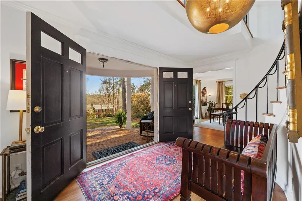 75 River Park Drive, Atlanta, Georgia 30328, 4 Bedrooms Bedrooms, ,3 BathroomsBathrooms,Residential,Sold,75 River Park Drive,7355432