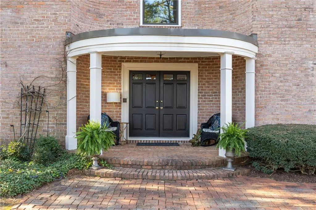 75 River Park Drive, Atlanta, Georgia 30328, 4 Bedrooms Bedrooms, ,3 BathroomsBathrooms,Residential,Sold,75 River Park Drive,7355432