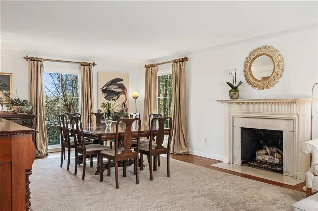 75 River Park Drive, Atlanta, Georgia 30328, 4 Bedrooms Bedrooms, ,3 BathroomsBathrooms,Residential,Sold,75 River Park Drive,7355432