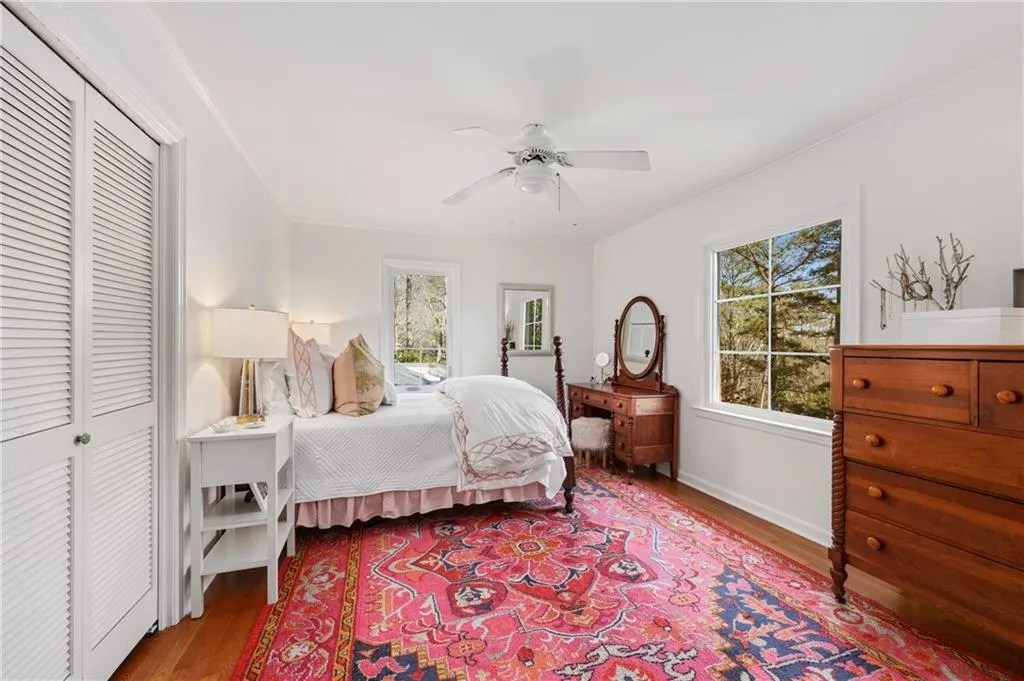 75 River Park Drive, Atlanta, Georgia 30328, 4 Bedrooms Bedrooms, ,3 BathroomsBathrooms,Residential,Sold,75 River Park Drive,7355432