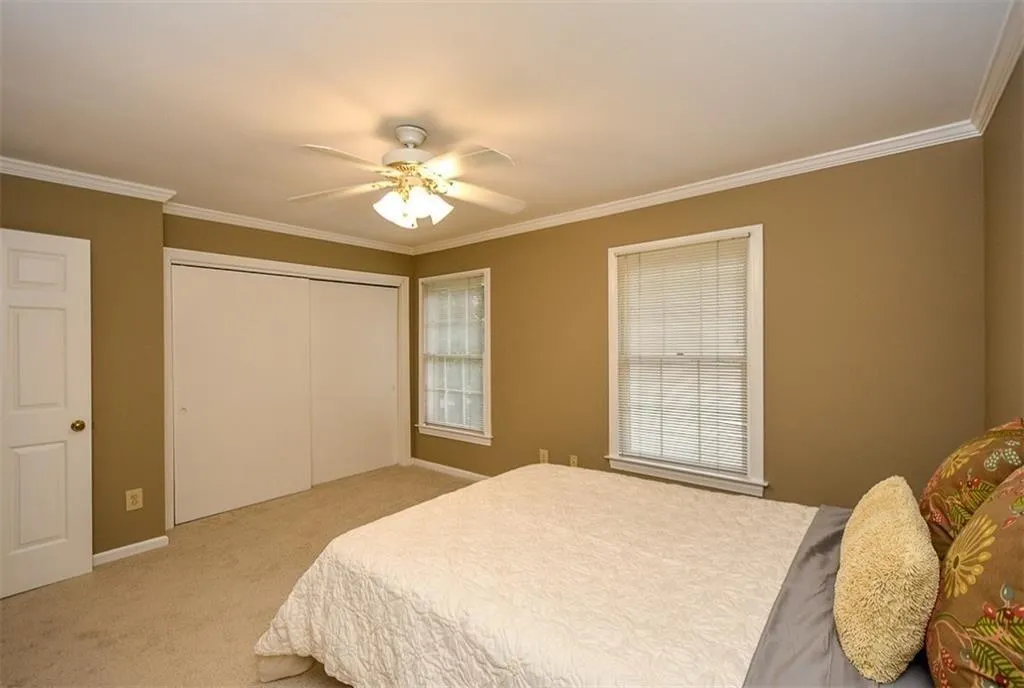 20 Mount Vernon Circle, Sandy Springs, Georgia 30338, 2 Bedrooms Bedrooms, ,2 BathroomsBathrooms,Residential,Sold,20 Mount Vernon Circle,6628232