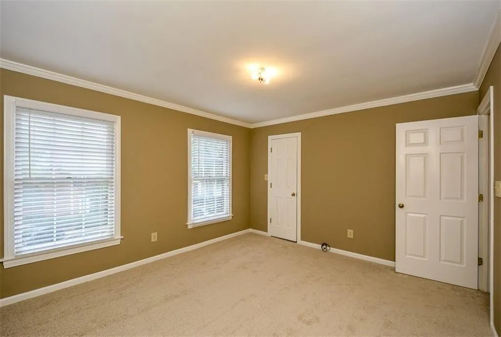 20 Mount Vernon Circle, Sandy Springs, Georgia 30338, 2 Bedrooms Bedrooms, ,2 BathroomsBathrooms,Residential,Sold,20 Mount Vernon Circle,6628232