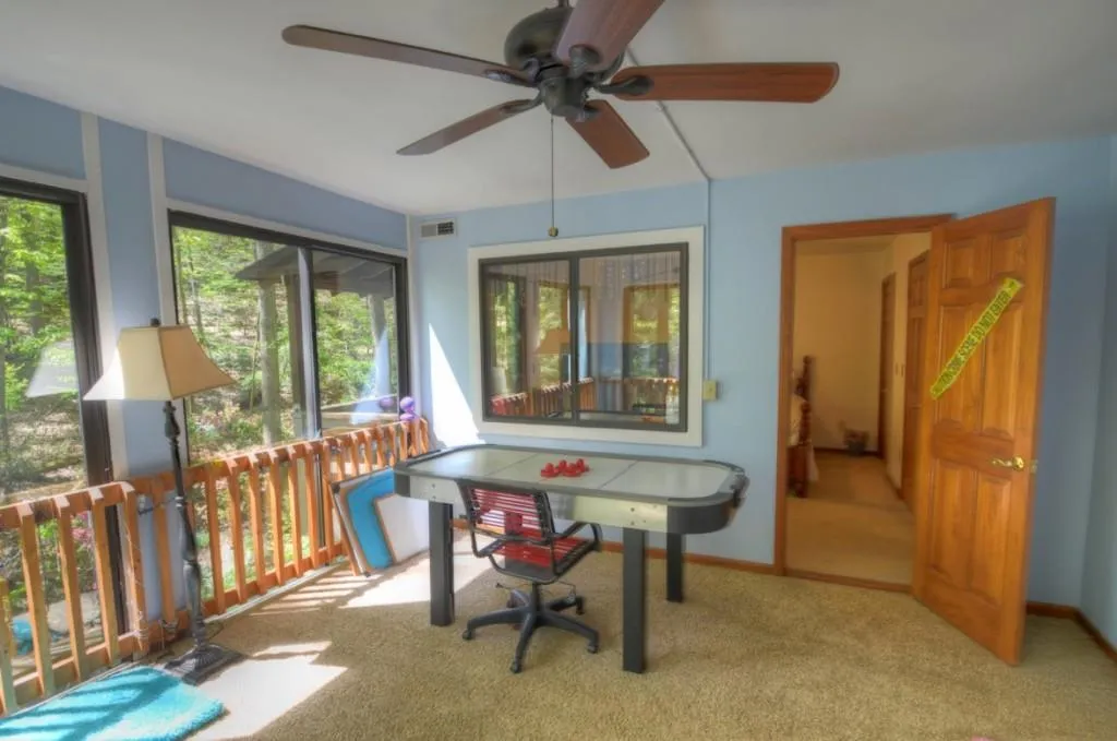 300 Spalding Hills Court, Atlanta, Georgia 30350, 4 Bedrooms Bedrooms, ,3 BathroomsBathrooms,Residential,Sold,300 Spalding Hills Court,5765740