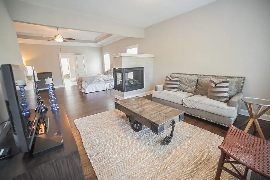 636 Esfun Trace, Atlanta, Georgia 30328, 5 Bedrooms Bedrooms, ,5 BathroomsBathrooms,Residential,Sold,636 Esfun Trace,6562798