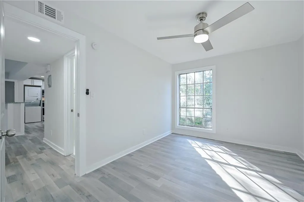 5642 Kingsport Drive Unit 8, Atlanta, Georgia 30342, 2 Bedrooms Bedrooms, ,2 BathroomsBathrooms,Residential,Sold,5642 Kingsport Drive Unit 8,7006194