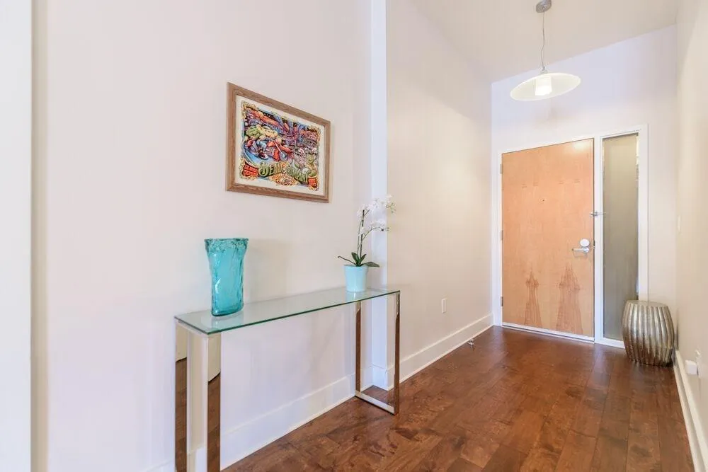 206 11th Street Ne Unit 304, Atlanta, Georgia 30309, 1 Bedroom Bedrooms, ,1 BathroomBathrooms,Residential,Sold,206 11th Street Ne Unit 304,5997574