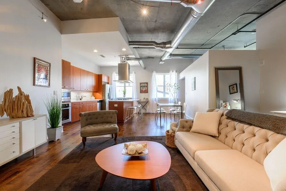 206 11th Street Ne Unit 304, Atlanta, Georgia 30309, 1 Bedroom Bedrooms, ,1 BathroomBathrooms,Residential,Sold,206 11th Street Ne Unit 304,5997574