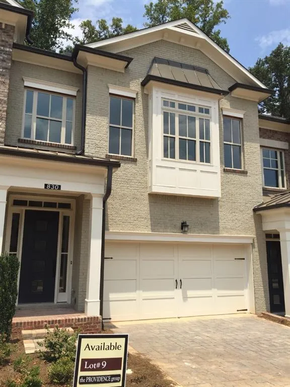 846 Canterbury Overlook Unit 3, Atlanta, Georgia 30324, 3 Bedrooms Bedrooms, ,2 BathroomsBathrooms,Residential,Sold,846 Canterbury Overlook Unit 3,5570688