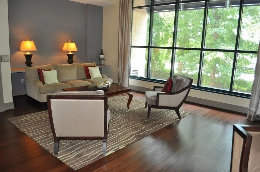 3040 Peachtree Road Nw Unit 504, Atlanta, Georgia 30305, 2 Bedrooms Bedrooms, ,2 BathroomsBathrooms,Residential,Sold,3040 Peachtree Road Nw Unit 504,6129308