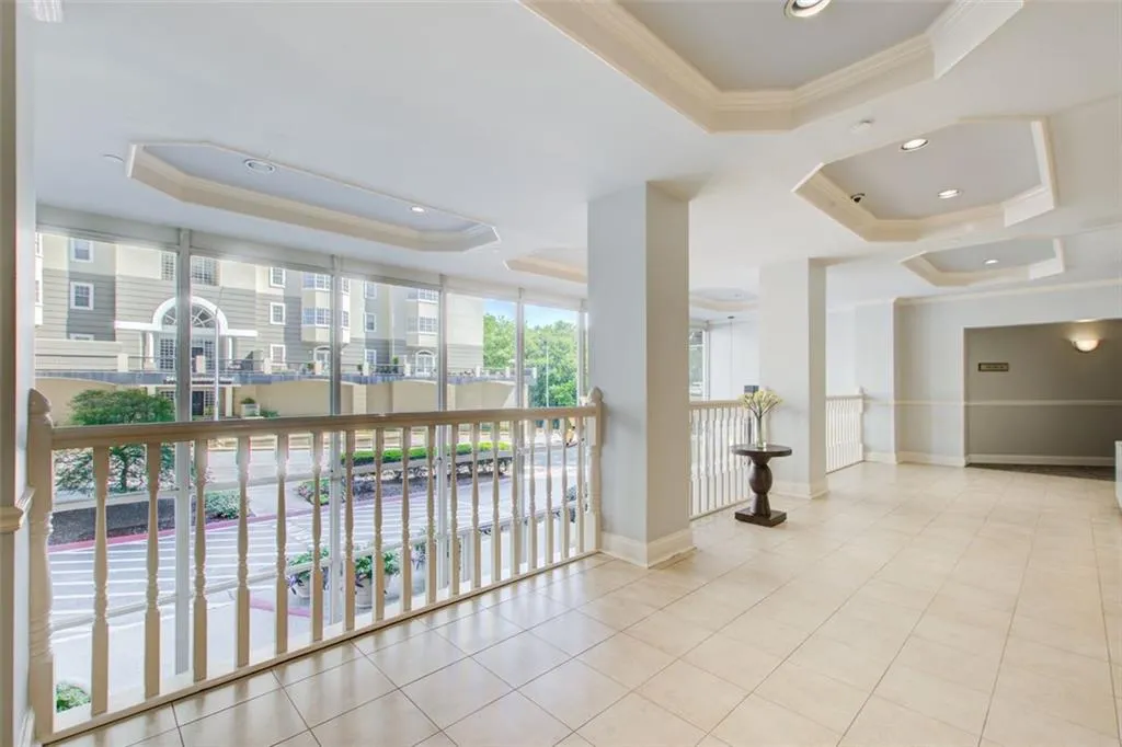 2479 Peachtree Road Ne Unit 304, Atlanta, Georgia 30305, 1 Bedroom Bedrooms, ,1 BathroomBathrooms,Residential,For Sale,2479 Peachtree Road Ne Unit 304,7624138