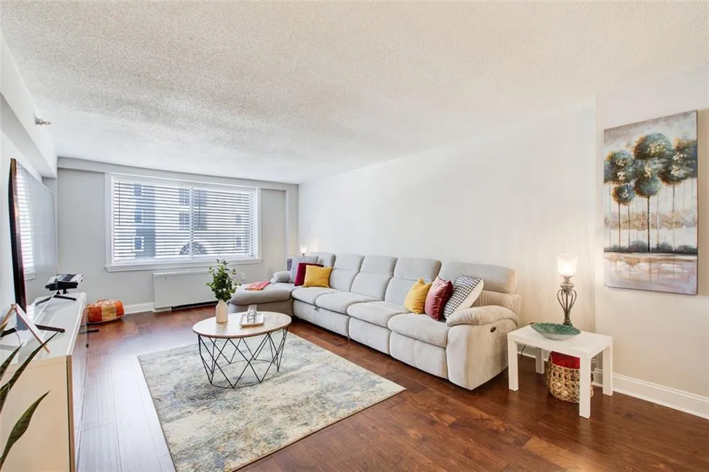 2479 Peachtree Road Ne Unit 304, Atlanta, Georgia 30305, 1 Bedroom Bedrooms, ,1 BathroomBathrooms,Residential,For Sale,2479 Peachtree Road Ne Unit 304,7624138