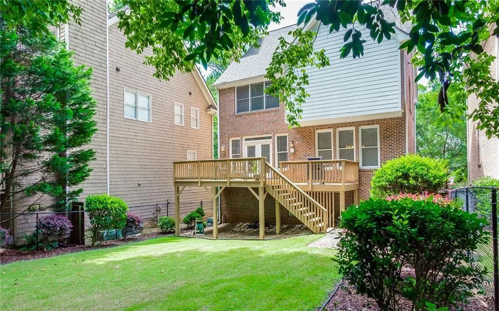 915 Roberts Landing Cove, Sandy Springs, Georgia 30350, 4 Bedrooms Bedrooms, ,3 BathroomsBathrooms,Residential,Sold,915 Roberts Landing Cove,5895760