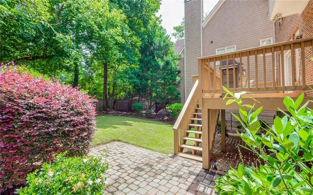 915 Roberts Landing Cove, Sandy Springs, Georgia 30350, 4 Bedrooms Bedrooms, ,3 BathroomsBathrooms,Residential,Sold,915 Roberts Landing Cove,5895760