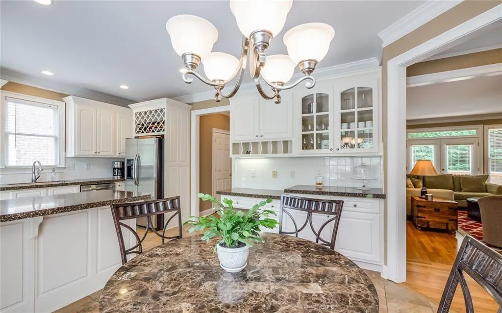 915 Roberts Landing Cove, Sandy Springs, Georgia 30350, 4 Bedrooms Bedrooms, ,3 BathroomsBathrooms,Residential,Sold,915 Roberts Landing Cove,5895760