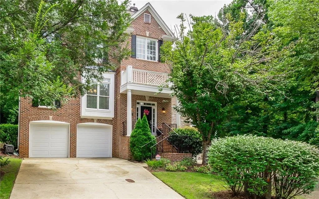 915 Roberts Landing Cove, Sandy Springs, Georgia 30350, 4 Bedrooms Bedrooms, ,3 BathroomsBathrooms,Residential,Sold,915 Roberts Landing Cove,5895760
