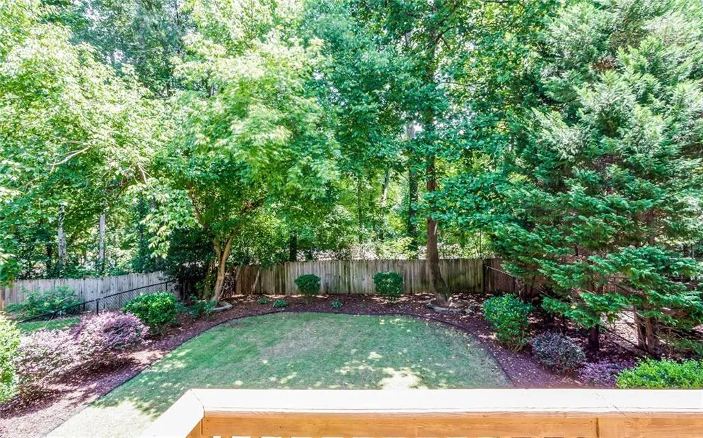 915 Roberts Landing Cove, Sandy Springs, Georgia 30350, 4 Bedrooms Bedrooms, ,3 BathroomsBathrooms,Residential,Sold,915 Roberts Landing Cove,5895760