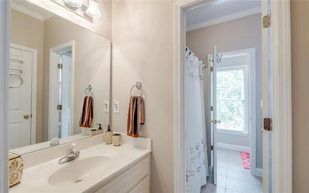 915 Roberts Landing Cove, Sandy Springs, Georgia 30350, 4 Bedrooms Bedrooms, ,3 BathroomsBathrooms,Residential,Sold,915 Roberts Landing Cove,5895760