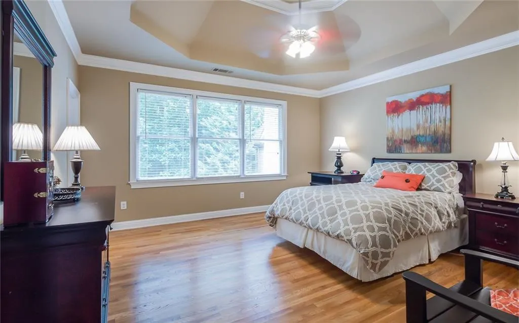 915 Roberts Landing Cove, Sandy Springs, Georgia 30350, 4 Bedrooms Bedrooms, ,3 BathroomsBathrooms,Residential,Sold,915 Roberts Landing Cove,5895760