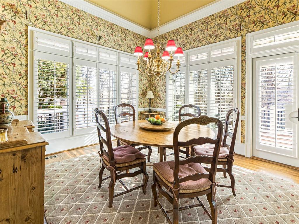 8475 Lazy Oaks Court, Sandy Springs, Georgia 30350, 6 Bedrooms Bedrooms, ,6 BathroomsBathrooms,Residential,Sold,8475 Lazy Oaks Court,7325889