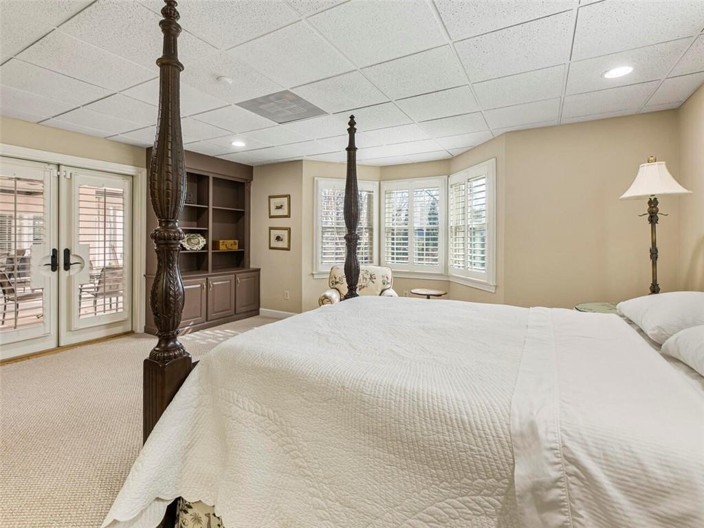 8475 Lazy Oaks Court, Sandy Springs, Georgia 30350, 6 Bedrooms Bedrooms, ,6 BathroomsBathrooms,Residential,Sold,8475 Lazy Oaks Court,7325889