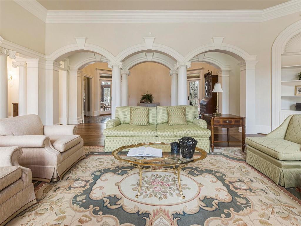 8475 Lazy Oaks Court, Sandy Springs, Georgia 30350, 6 Bedrooms Bedrooms, ,6 BathroomsBathrooms,Residential,Sold,8475 Lazy Oaks Court,7325889