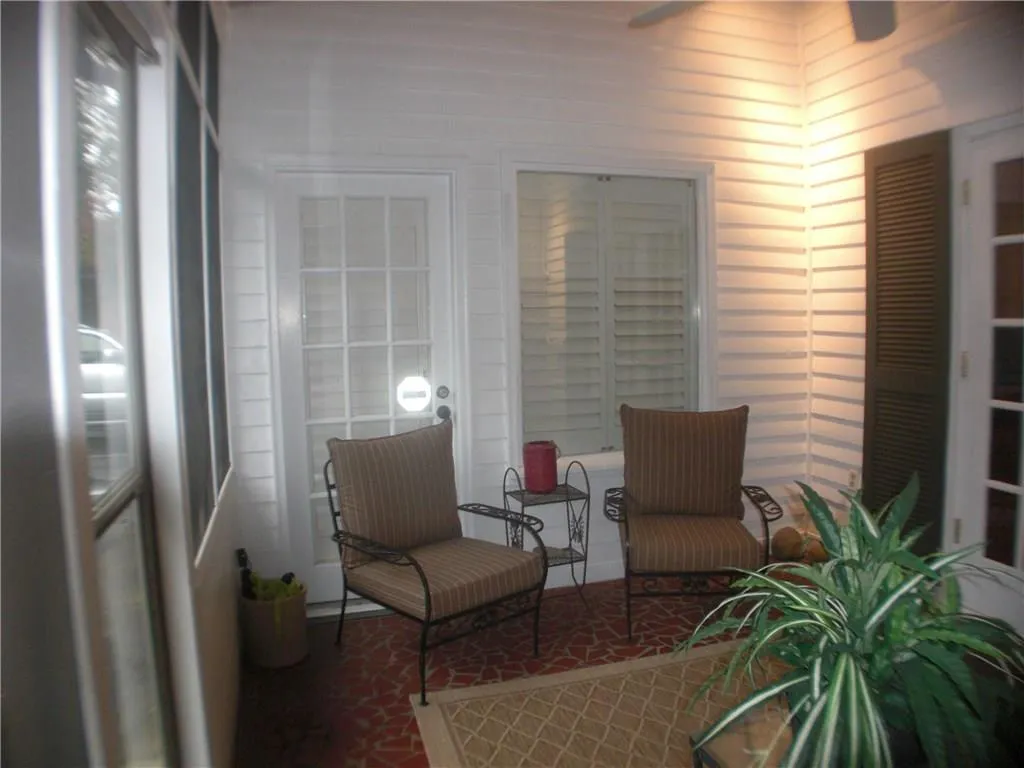 5233 Glenridge Drive Ne, Sandy Springs, Georgia 30342, 3 Bedrooms Bedrooms, ,2 BathroomsBathrooms,Residential,Sold,5233 Glenridge Drive Ne,5615718