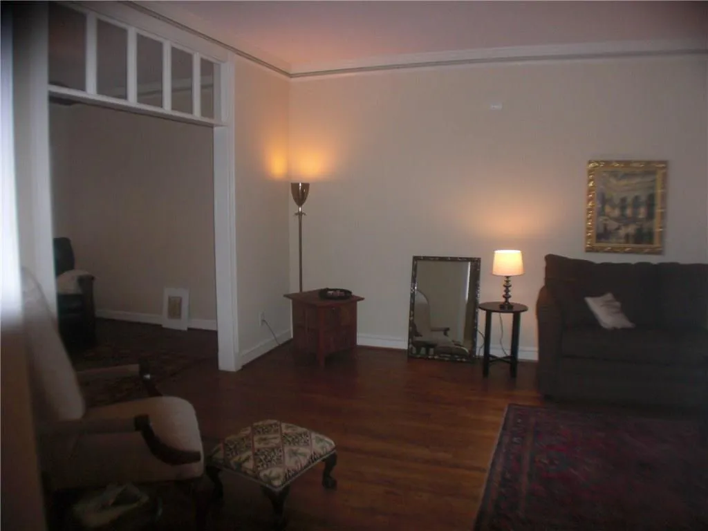 5233 Glenridge Drive Ne, Sandy Springs, Georgia 30342, 3 Bedrooms Bedrooms, ,2 BathroomsBathrooms,Residential,Sold,5233 Glenridge Drive Ne,5615718