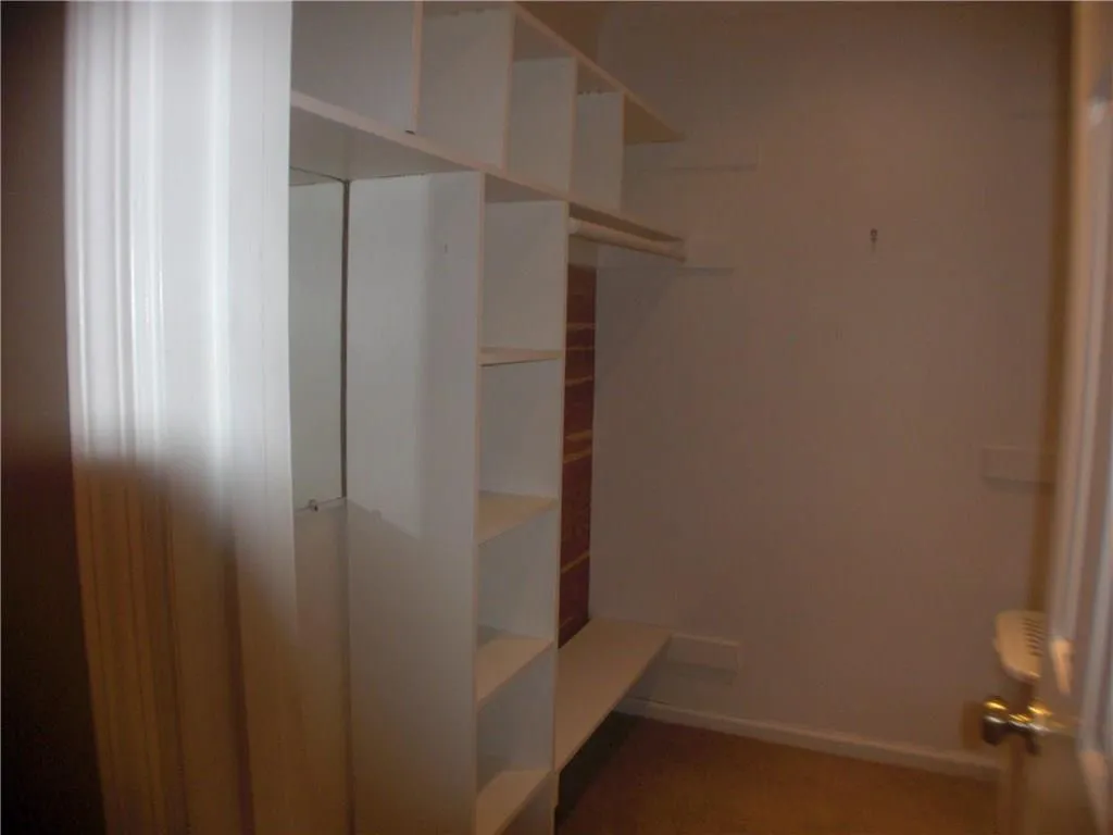 5233 Glenridge Drive Ne, Sandy Springs, Georgia 30342, 3 Bedrooms Bedrooms, ,2 BathroomsBathrooms,Residential,Sold,5233 Glenridge Drive Ne,5615718