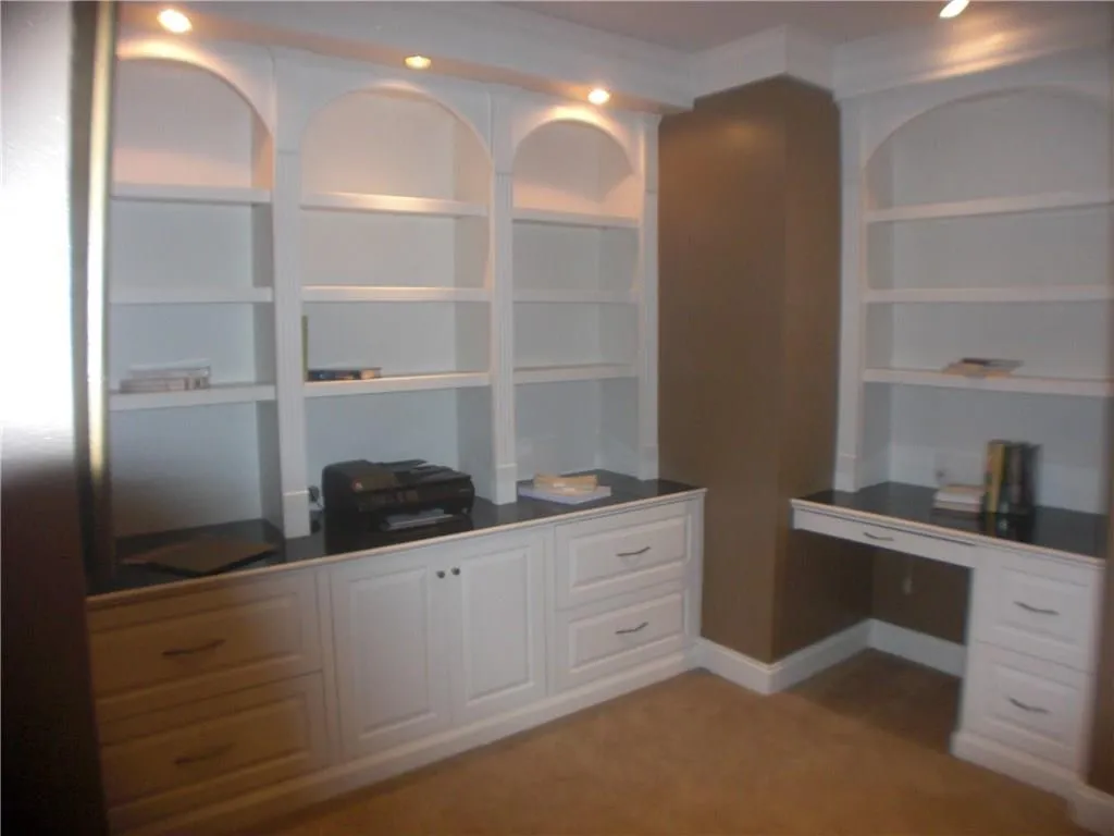 5233 Glenridge Drive Ne, Sandy Springs, Georgia 30342, 3 Bedrooms Bedrooms, ,2 BathroomsBathrooms,Residential,Sold,5233 Glenridge Drive Ne,5615718