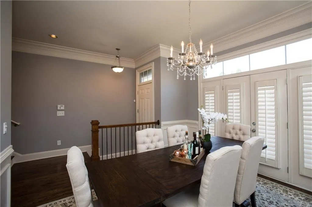2850 Crescent Park Lane, Atlanta, Georgia 30339, 3 Bedrooms Bedrooms, ,3 BathroomsBathrooms,Residential,Sold,2850 Crescent Park Lane,5969722