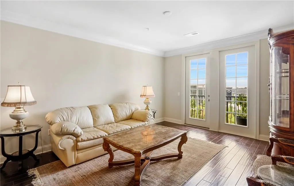 901 Abernathy Road Unit 5240, Atlanta, Georgia 30328, 3 Bedrooms Bedrooms, ,2 BathroomsBathrooms,Residential,Sold,901 Abernathy Road Unit 5240,6937306