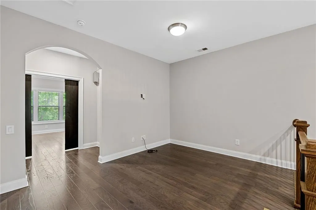 Loft Area - perfect for a home office, reading nook or an upstairs tv area