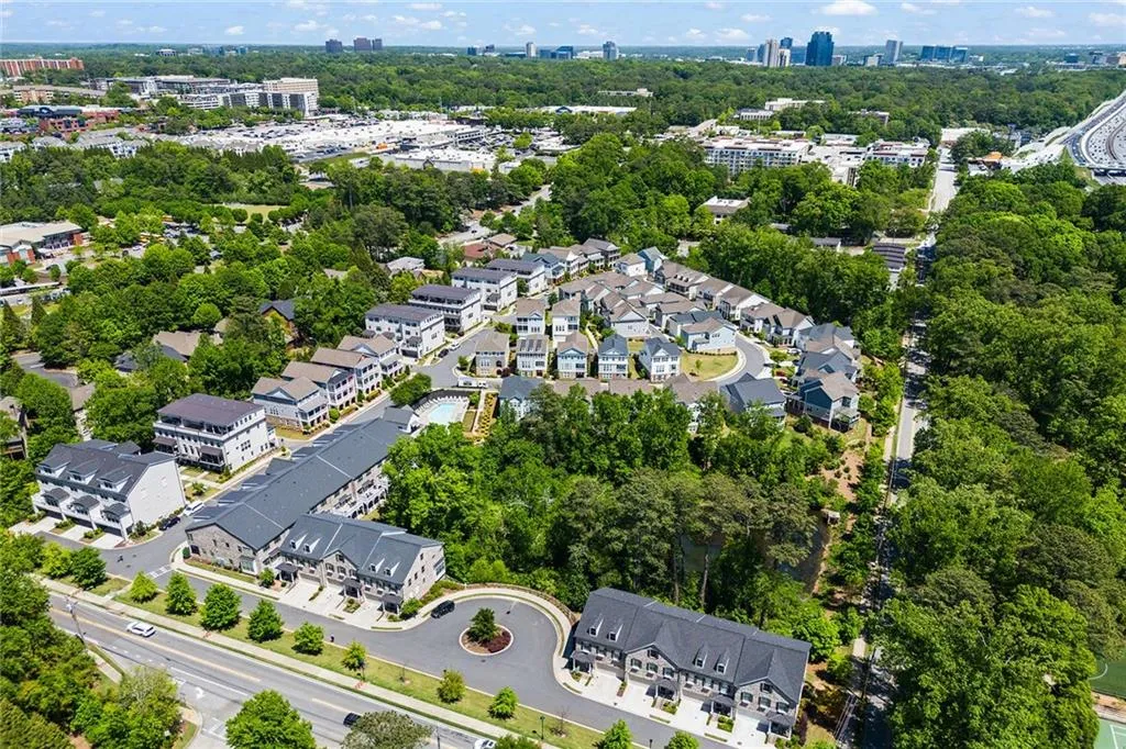 4013 Eamont Lane, Sandy Springs, Georgia 30328, 3 Bedrooms Bedrooms, ,3 BathroomsBathrooms,Residential,Sold,4013 Eamont Lane,7335629