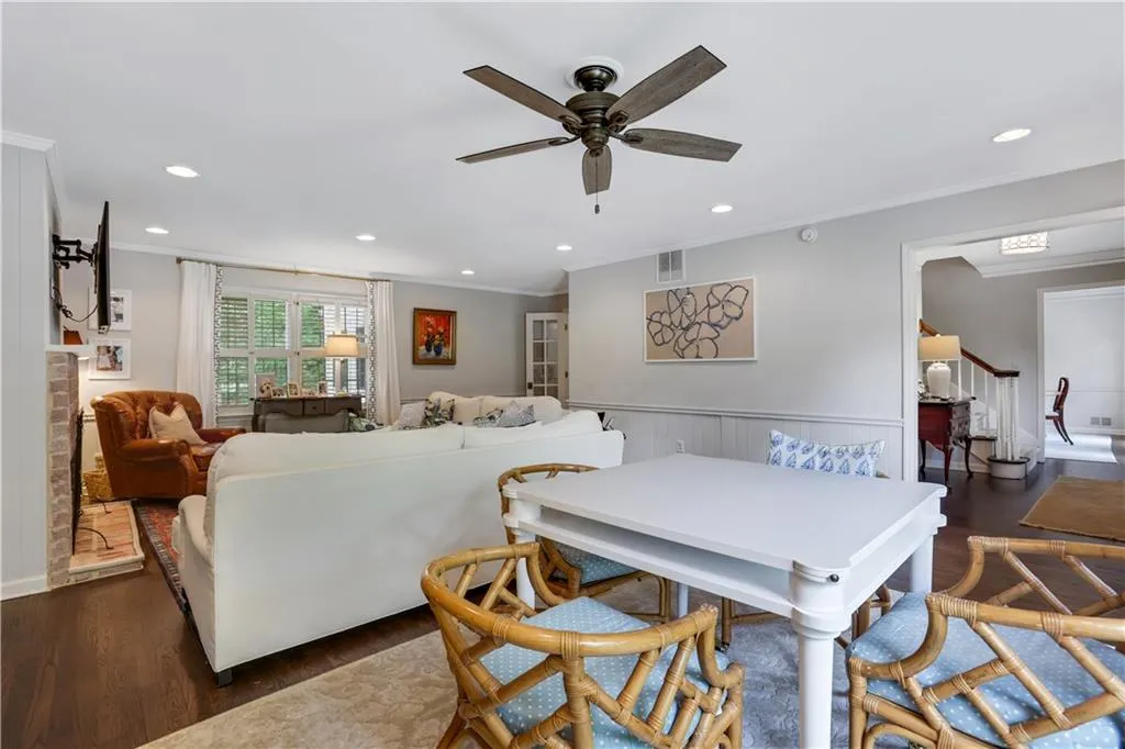 6760 Wright Road, Sandy Springs, Georgia 30328, 4 Bedrooms Bedrooms, ,2 BathroomsBathrooms,Residential,Sold,6760 Wright Road,7416813