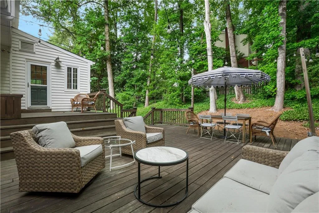 6760 Wright Road, Sandy Springs, Georgia 30328, 4 Bedrooms Bedrooms, ,2 BathroomsBathrooms,Residential,Sold,6760 Wright Road,7416813