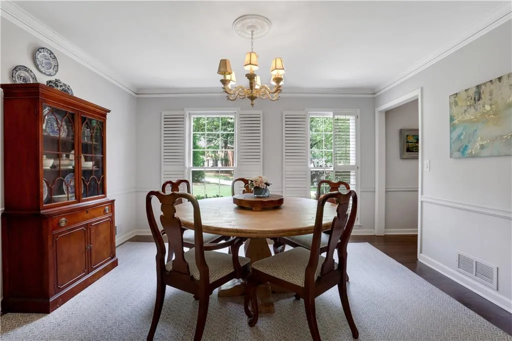 6760 Wright Road, Sandy Springs, Georgia 30328, 4 Bedrooms Bedrooms, ,2 BathroomsBathrooms,Residential,Sold,6760 Wright Road,7416813