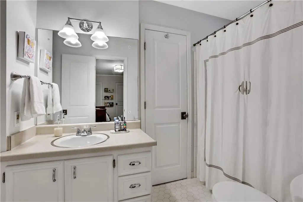 6760 Wright Road, Sandy Springs, Georgia 30328, 4 Bedrooms Bedrooms, ,2 BathroomsBathrooms,Residential,Sold,6760 Wright Road,7416813